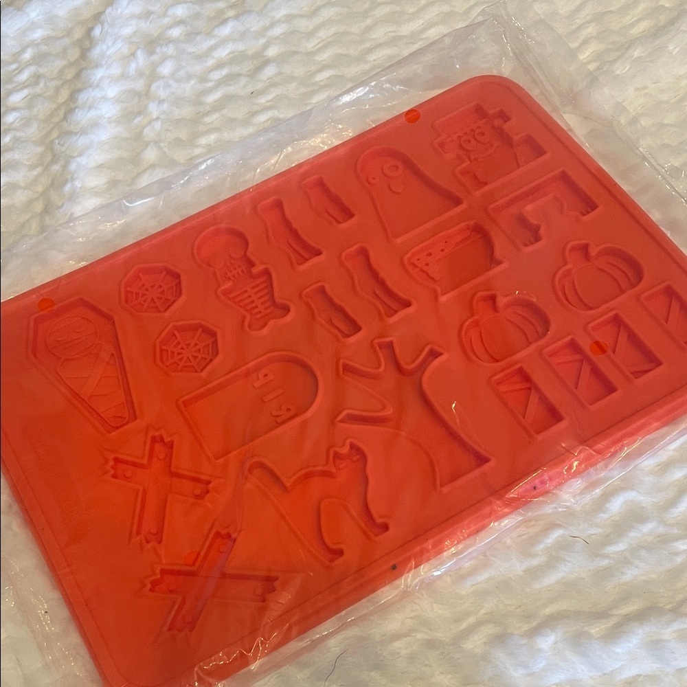 Pampered Chef Orange Halloween Cookie Mold